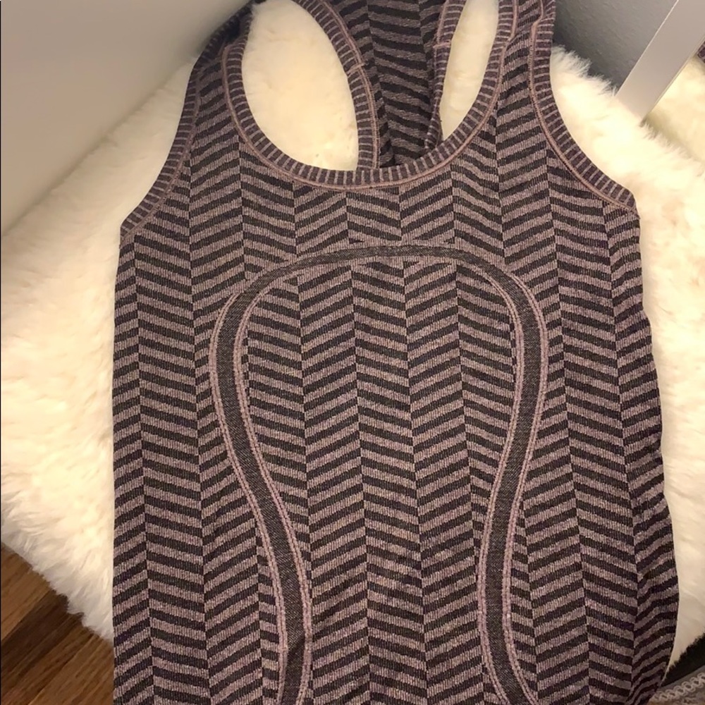 Lululemon Tank Top - Picture 3 of 4